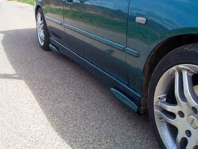 Autofashion skirts and skirt splitters